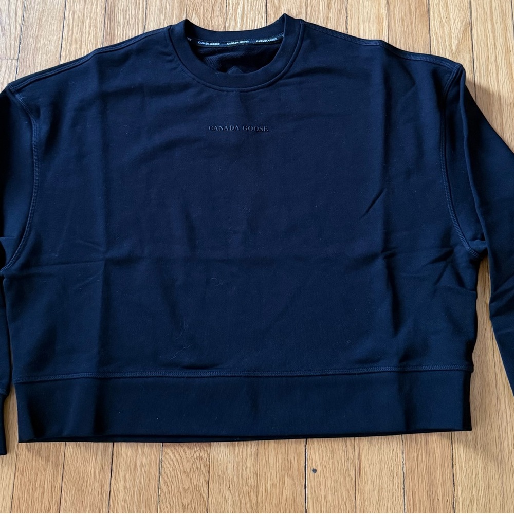 Brand New Black Canada Goose Women's Muskoka Relaxed Crewneck